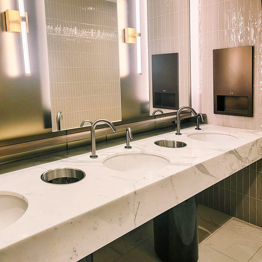 EX21+EX13-NI_room_LR image